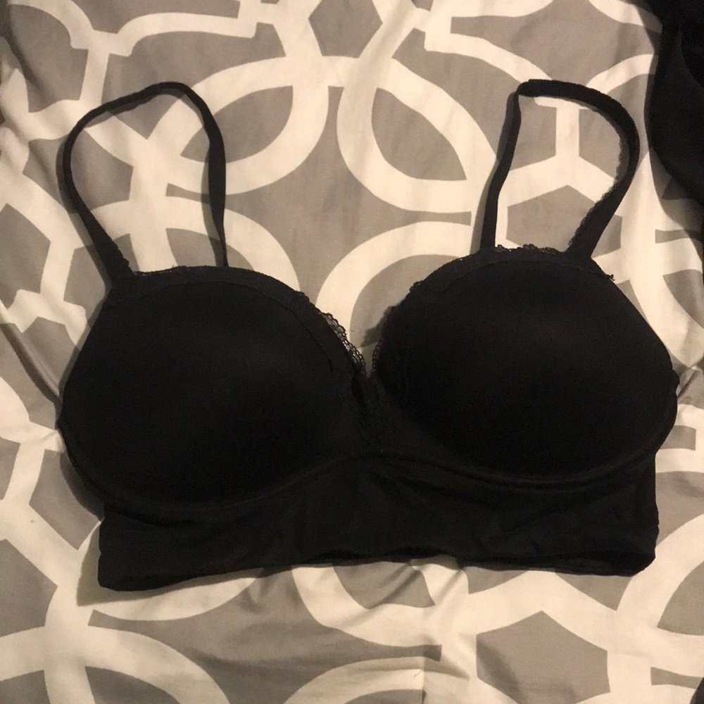 Victoria secret bra Sz: 36D
